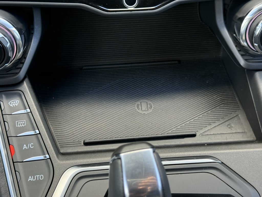 Lynk & Co 01 262pk plug-in hybride| panodak| adap.cruise| 360camera| keyles