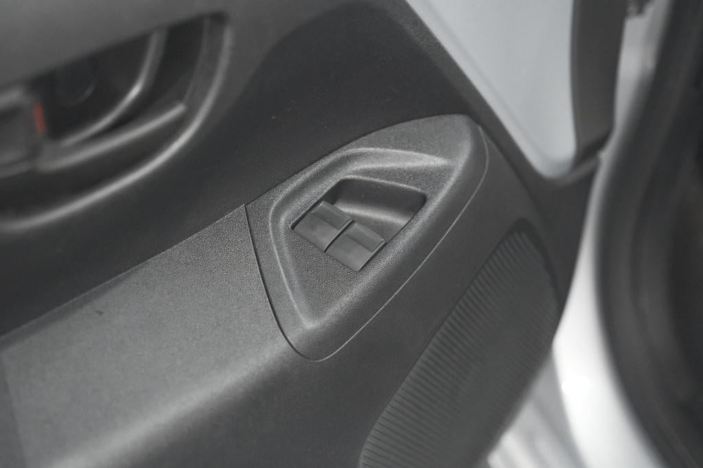 Citroen C1 1.0 vti feel | airco | bluetooth radio | 5 deurs | allseasonband