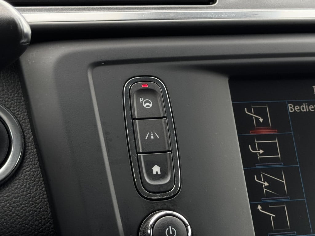 Renault Kadjar 1.2 tce intens automaat | navigatie | camera | stoelverwarmi