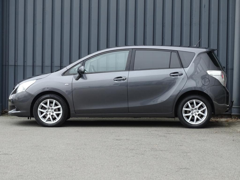 Toyota Corolla Verso 1.8 vvt-i business 7p. | 7-persoons | navi | pdc | tre