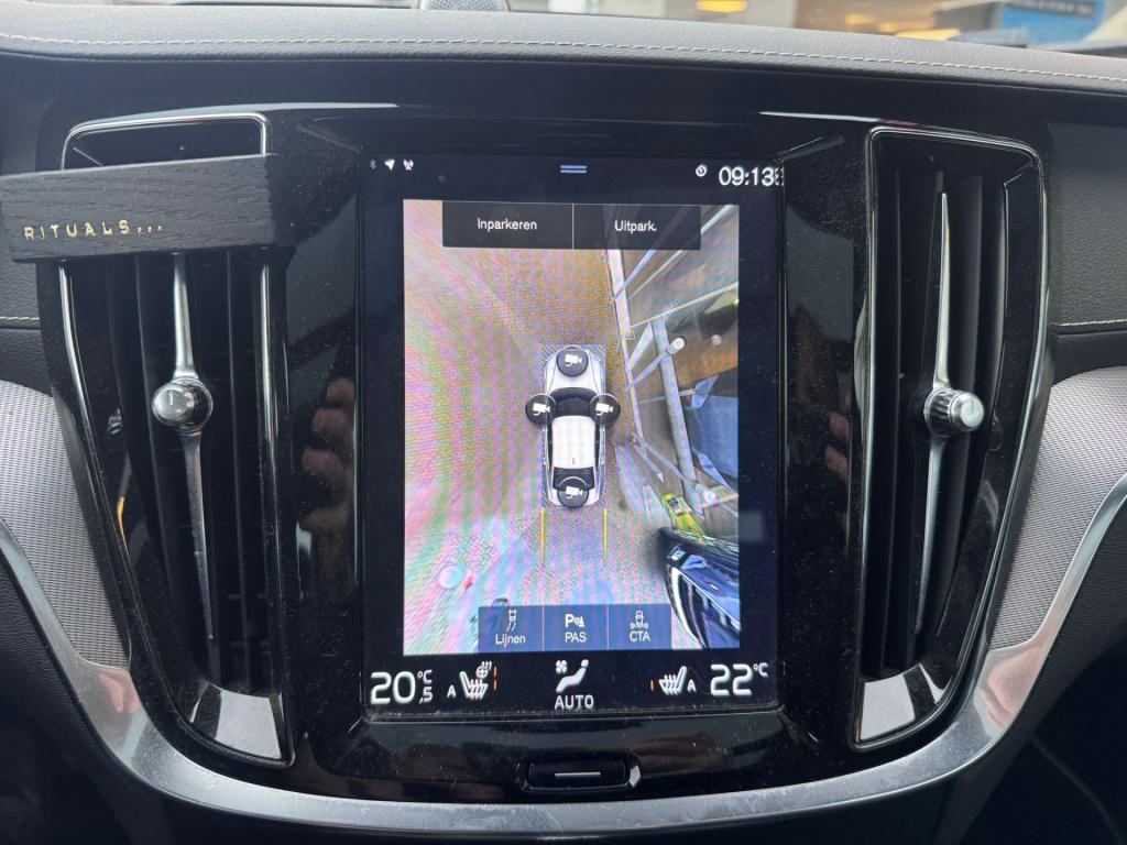 Volvo S60 2.0 t8 awd twin engine r-design