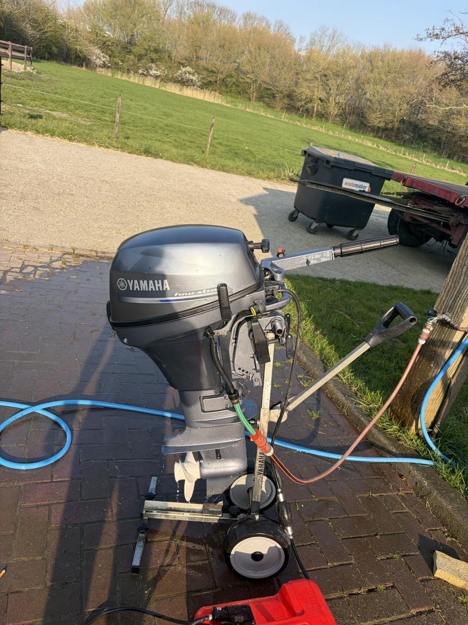 Zodiac rib + yamaha 8pk