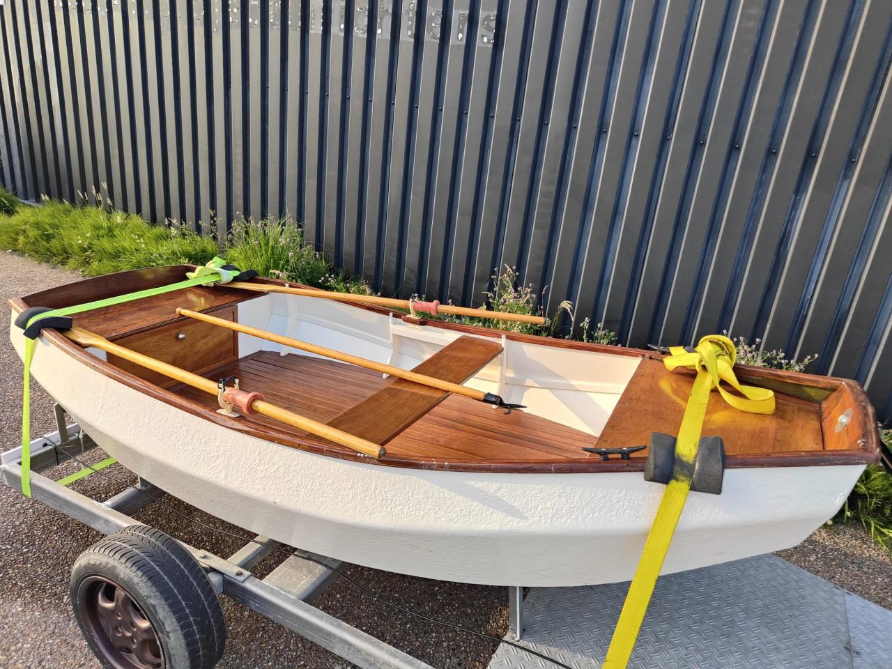 Mooie sloep/ roeiboot