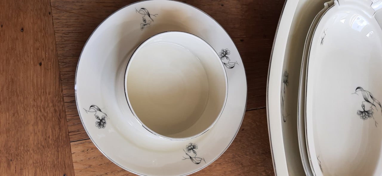 Servies uit grootmoeders tijd