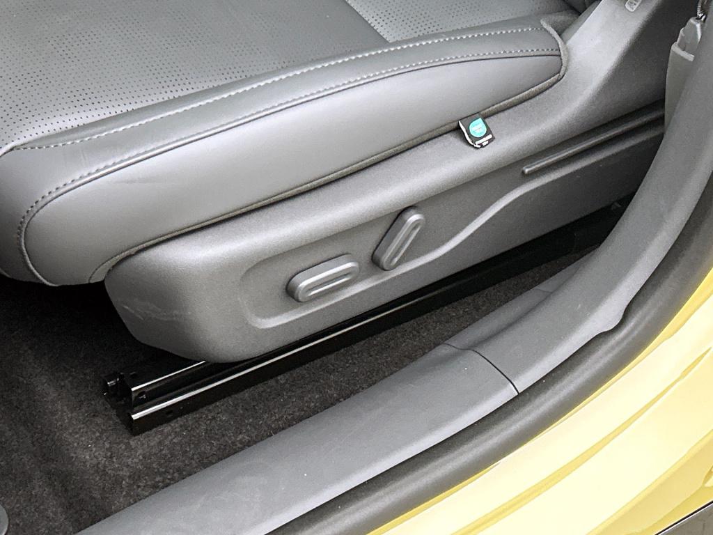 Leapmotor Onbekend b05 promax design 67.1 kwh | voorraad ! | lightning yell