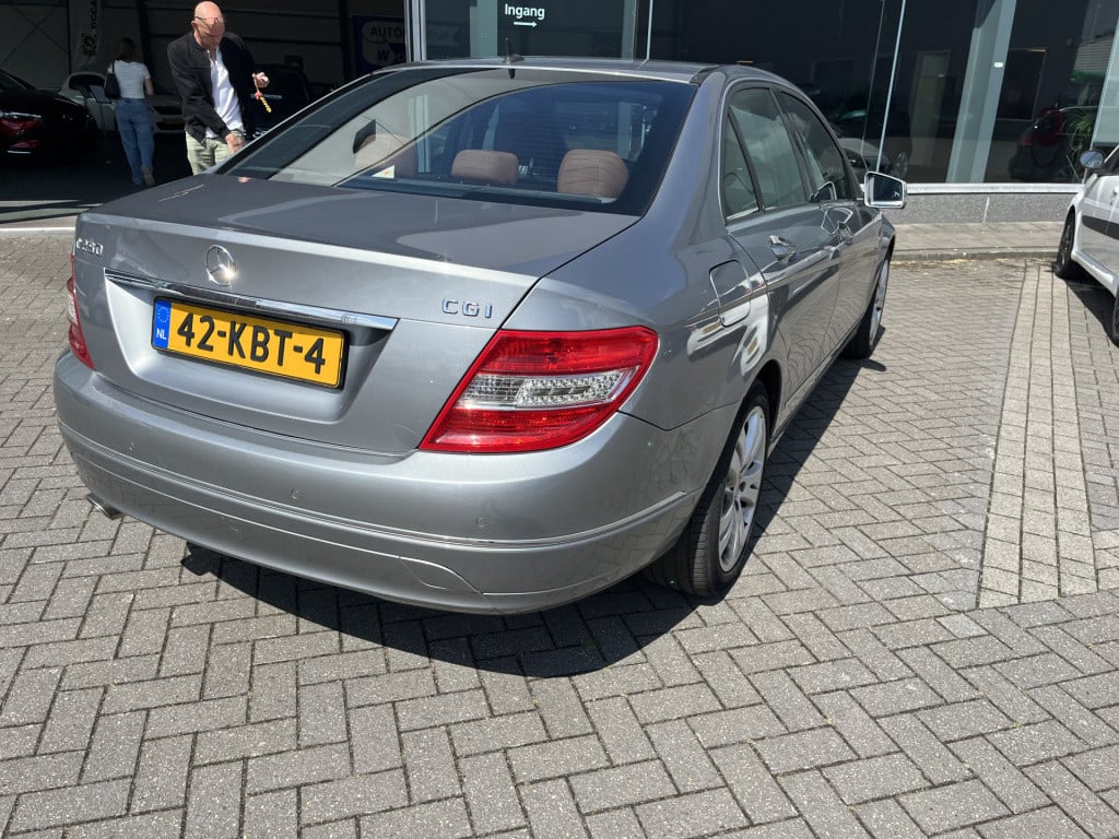 Mercedes-Benz C-Klasse 250 cgi blueefficiency avantgarde