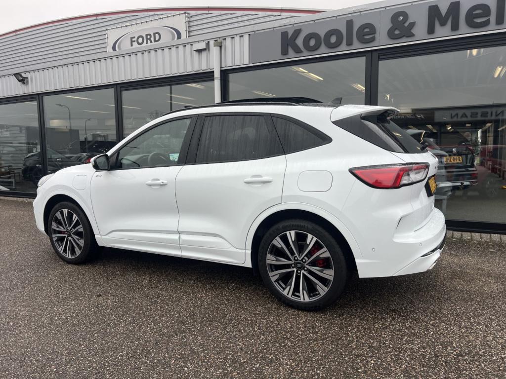 Ford Kuga 2.5 phev e-cvt 225pk st-line x , pano dak , 19inch , voorruitverw