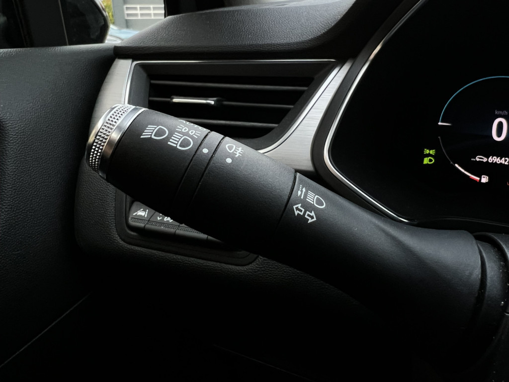 Renault Captur 1.6 e-tech plug-in hybrid 160 intens