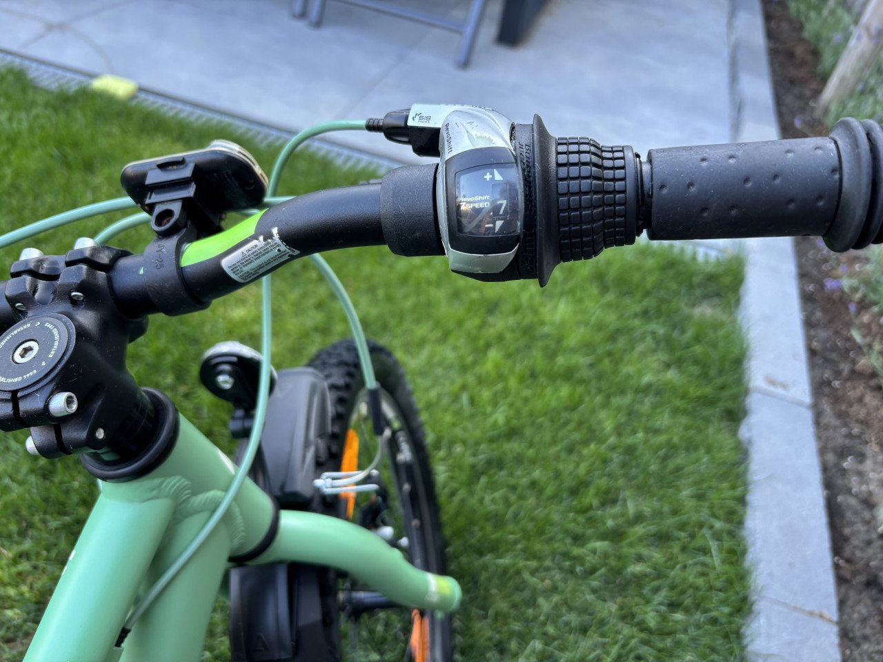 Cube Acid 200 V-brakes 20 inch mountainbike
