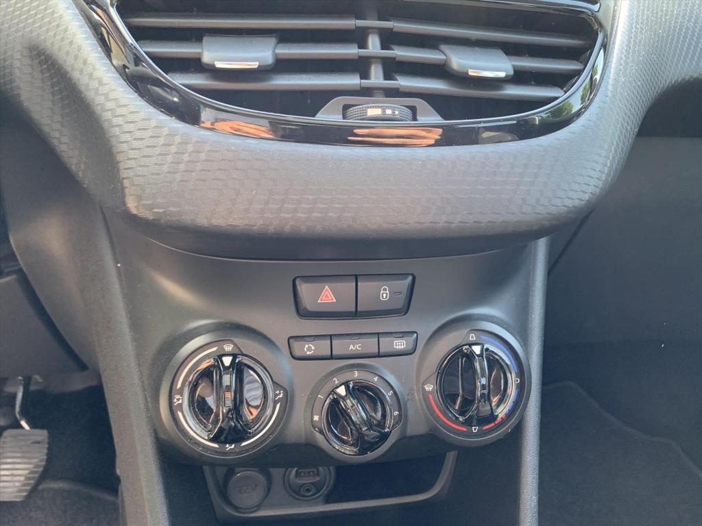 Peugeot 2008 blue lion 1.2-110pk navigatie | cruise control | airco | panor