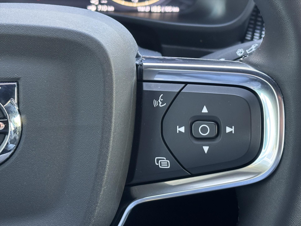 Volvo XC40 t4 twin engine 211pk geartronic r-design| carplay| alcantara| na