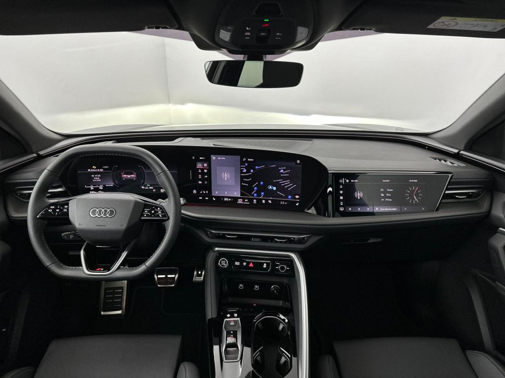 Audi Q5 s edition competition e-hybrid 270 kw / 367 pk suv