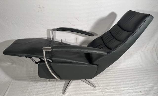 Relaxfauteuil/Relax fauteuil/Stoel. Dutch Design.