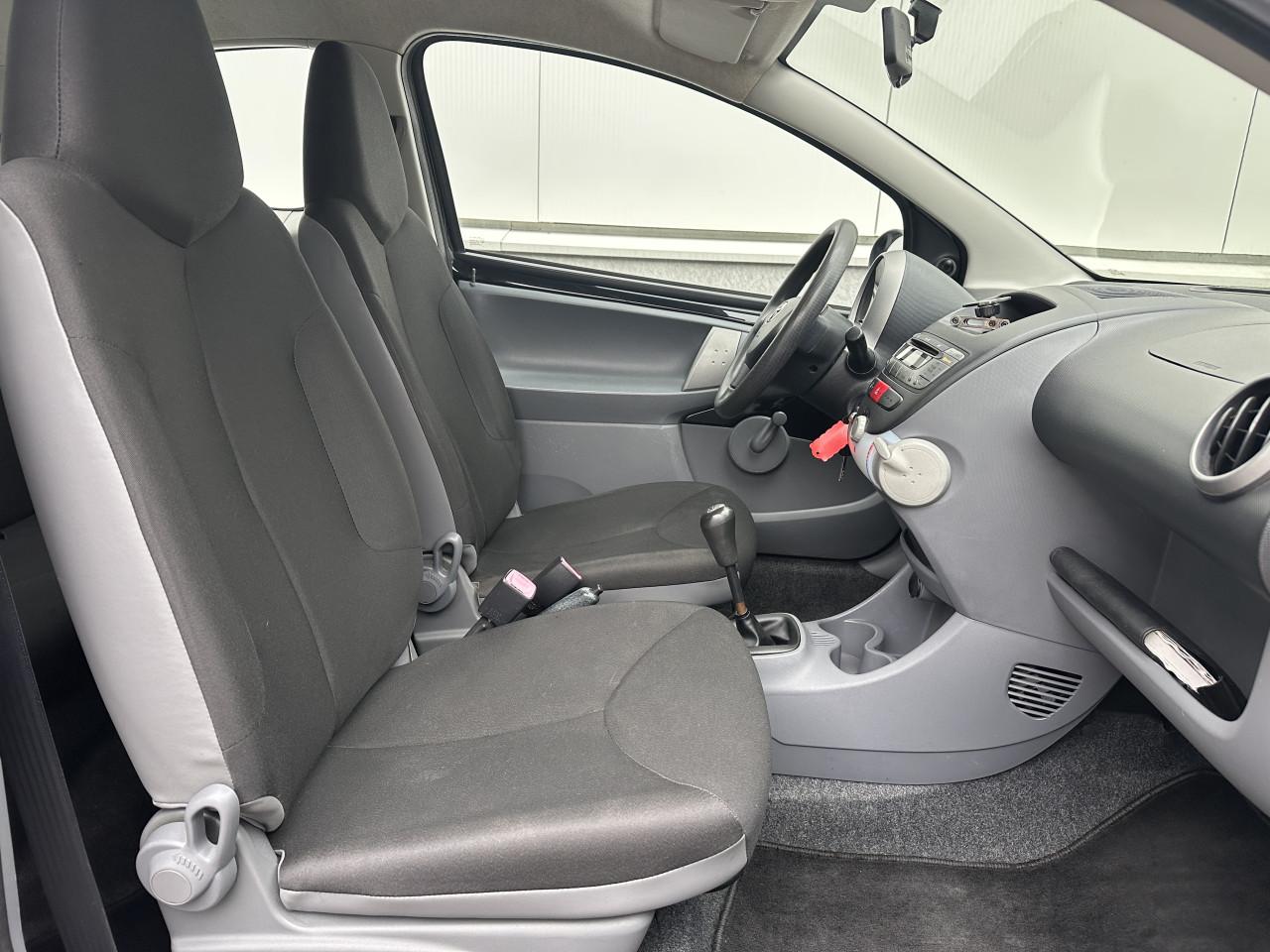 Toyota Aygo, 1.0-12V - NIEUWE APK!