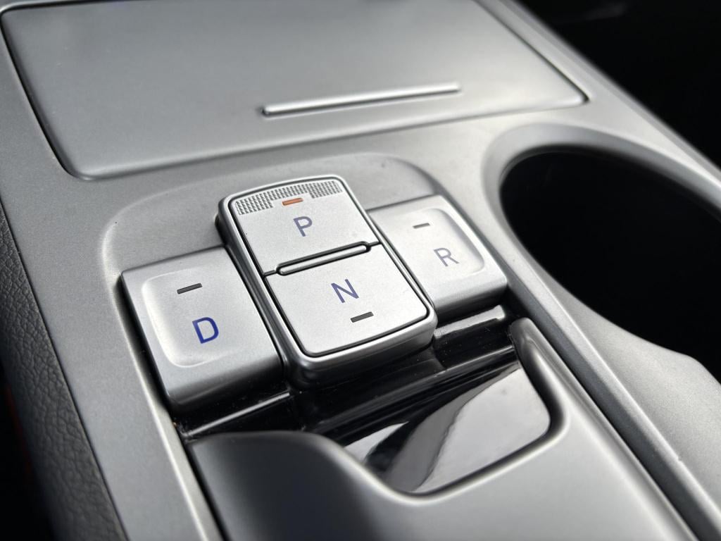 Hyundai Kona ev fashion 64 kwh design pack soh 95% 3-fase lader!