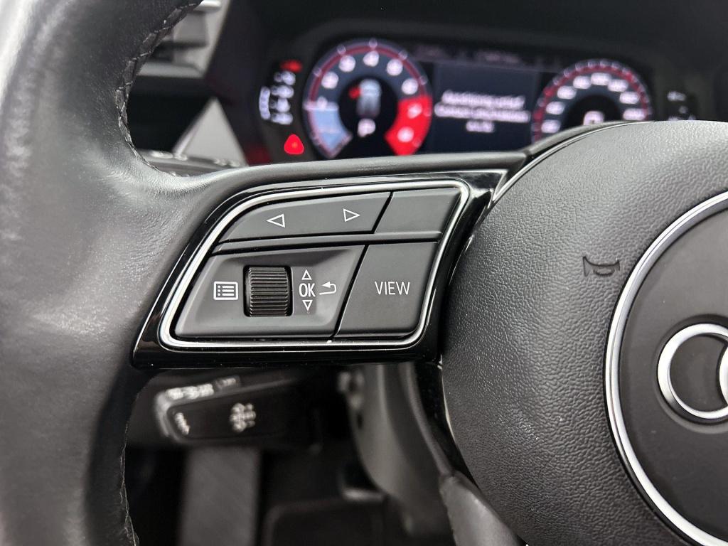 Audi A3 sportback 30 tfsi s edition | automaat | panoramadak | apple carpla