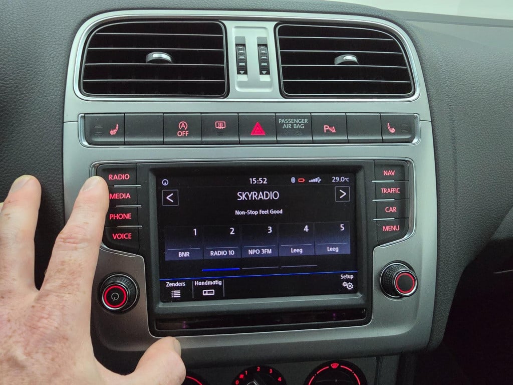 Volkswagen Polo occasion 1.2 tsi highline met carplay radio en sportieve lo