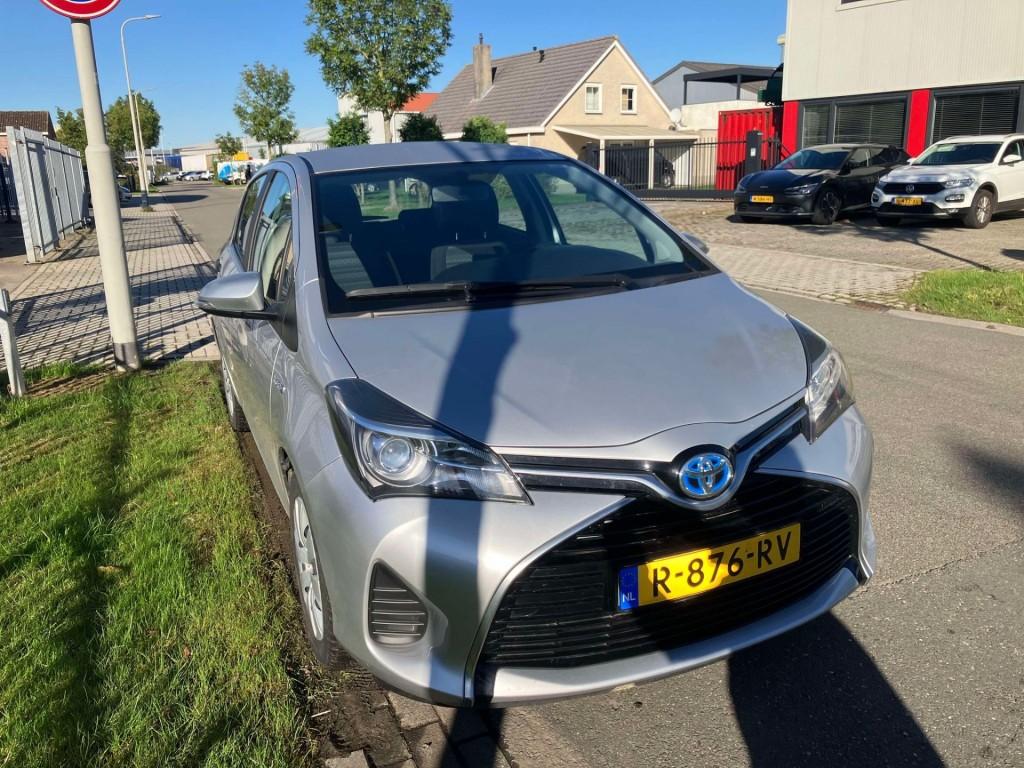 Toyota Yaris hybrid