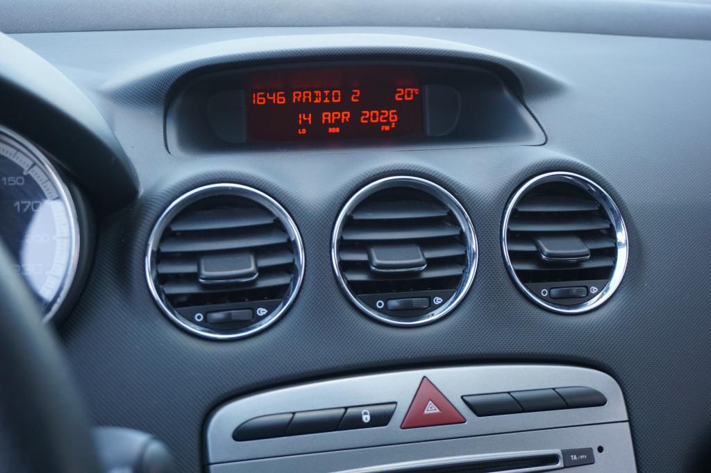 Peugeot 308 1.6 vti xs airco / cruise / elektr. ramen / trekhaak /