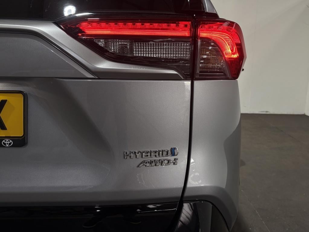 Toyota Rav4 2.5 hybrid awd bi-tone | appel carplay | bsm | 360 camera |