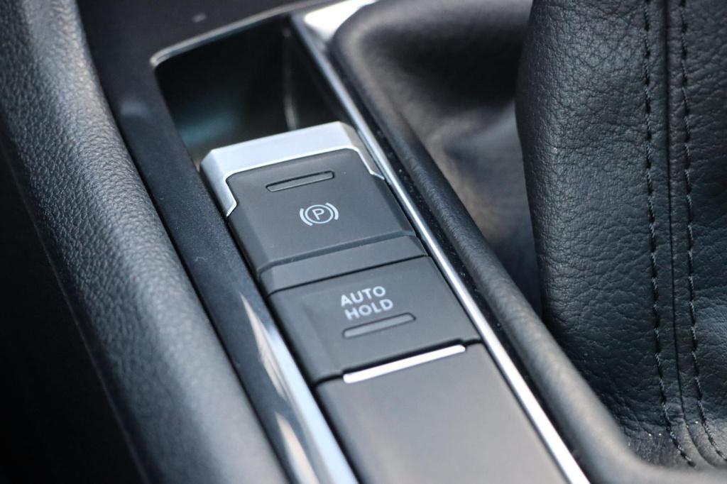 Volkswagen Tiguan 1.4 tsi elegance 245pk dsg6 | soh 88,6% |