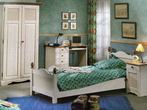 Bed 210 x 90 cm