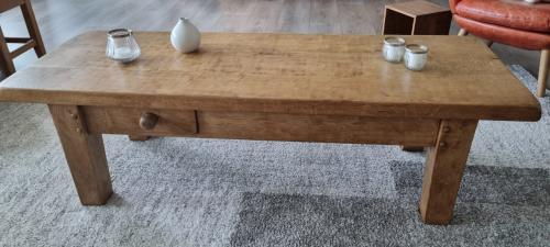 Mooie Eikenhouten salontafel
