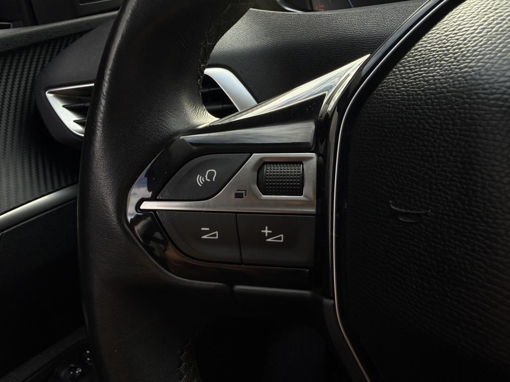 Peugeot 3008 1.2 puretech -