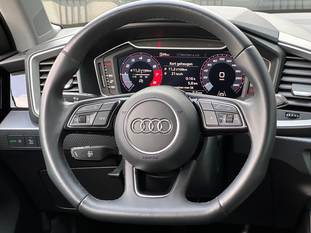Audi A1 Sportback 25 tfsi advanced 2x led | carplay | keyless | cruise | st