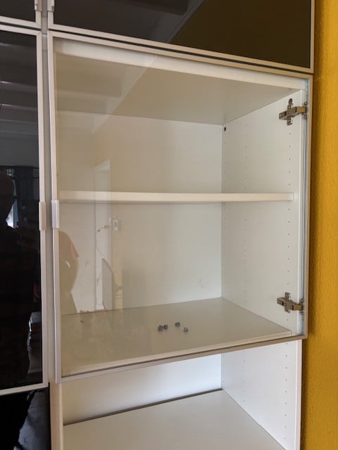 Kast met fotodeuren