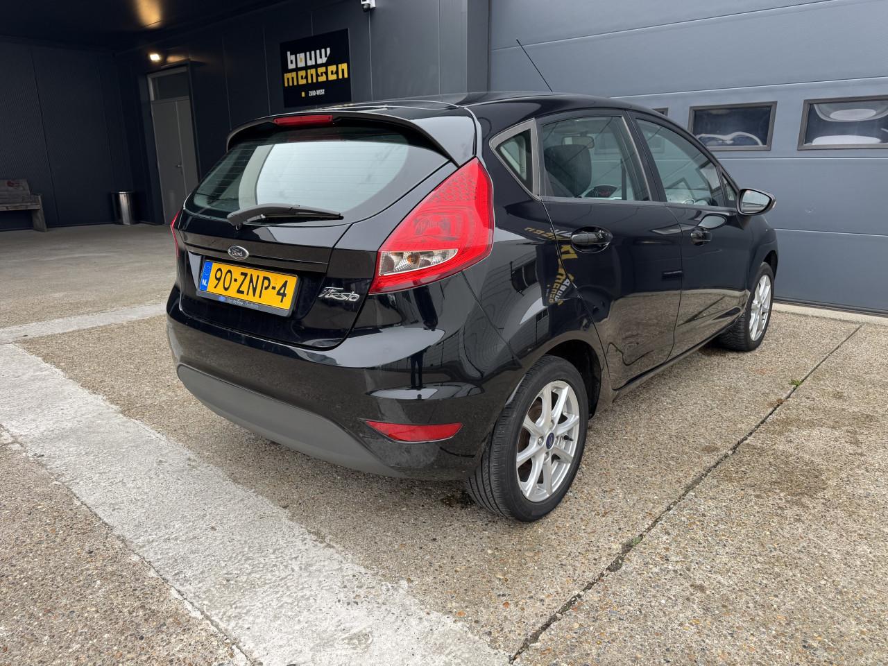 Ford Fiesta 1.25 44KW Champion 5DRS 2013  Airco Apk  Nap