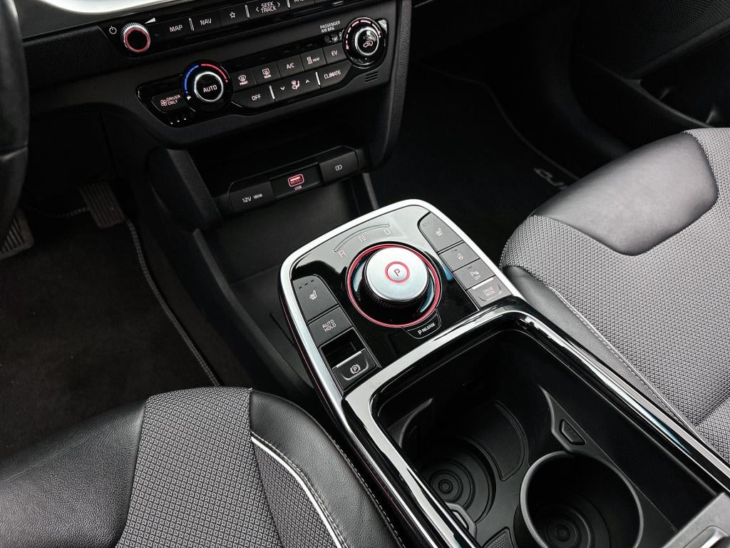 Kia E-niro dynamicplusline 64 kwh stoel en stuurwielverwarming | adaptive c