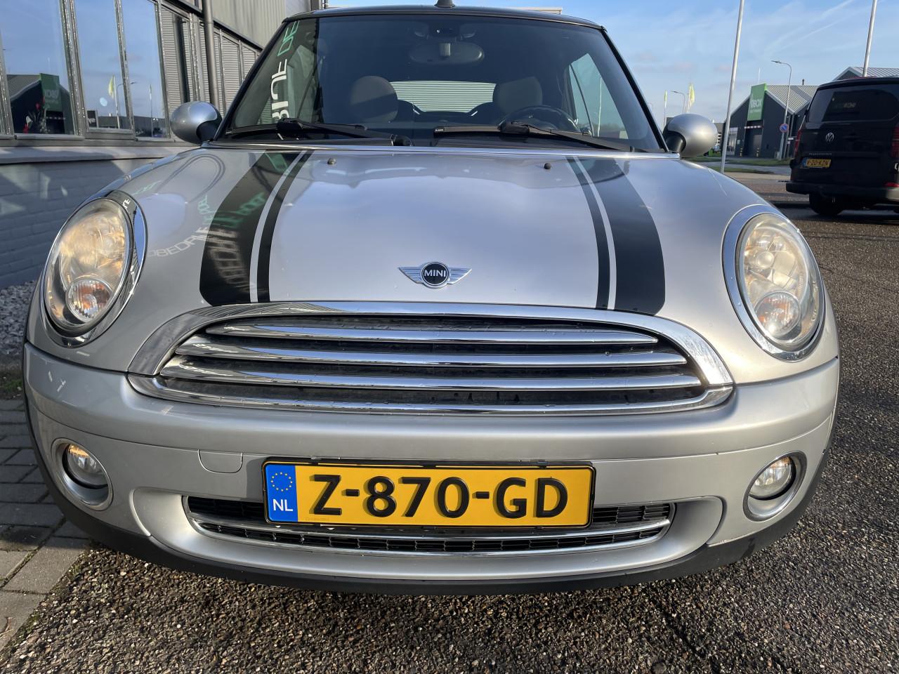 MINI Cooper 1.6 115 Pk