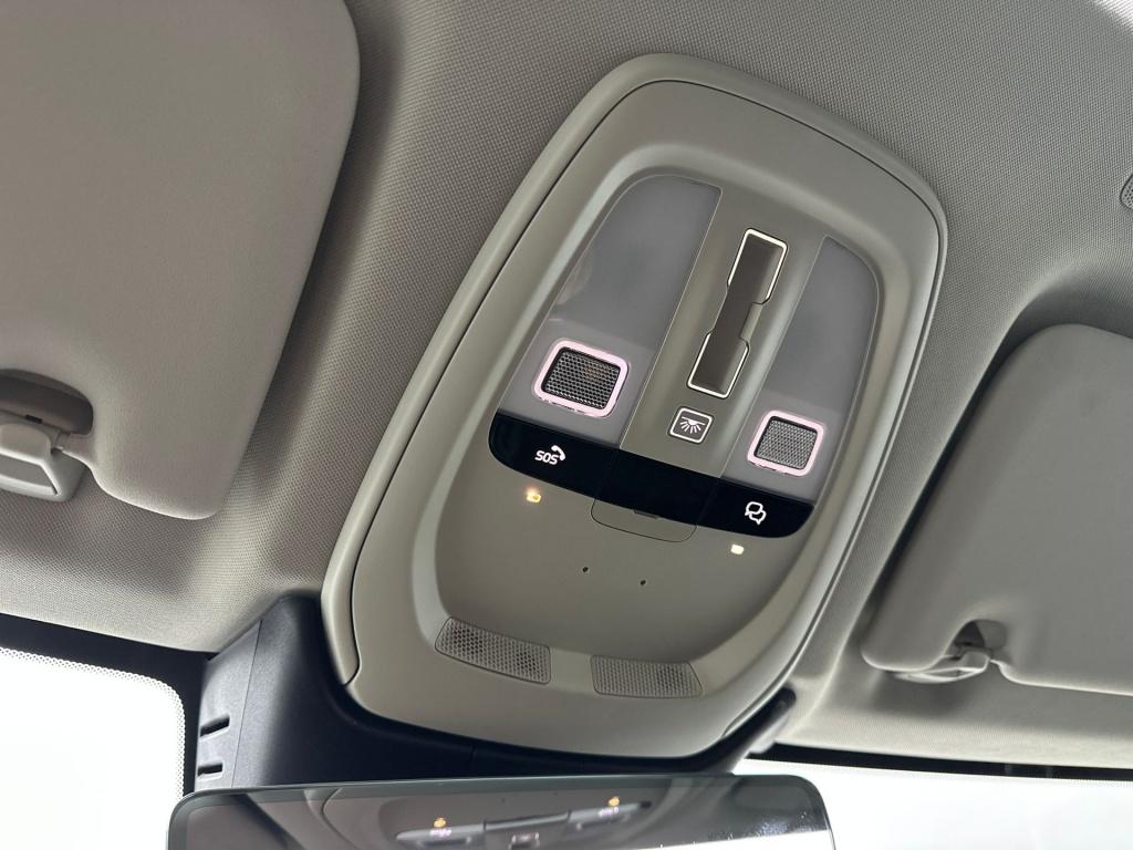 Volvo XC60 t6 398pk recharge ultra dark|