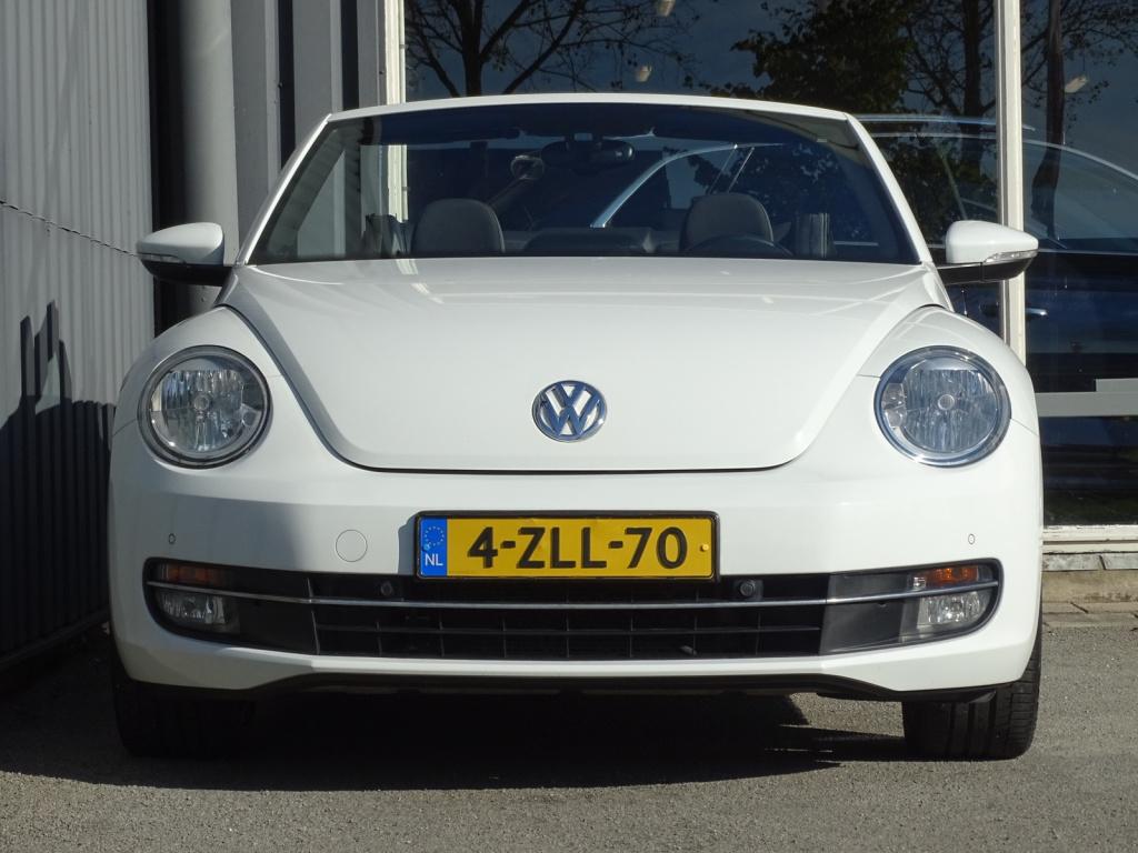 Volkswagen New Beetle cabriolet 1.2 tsi design bluemotion