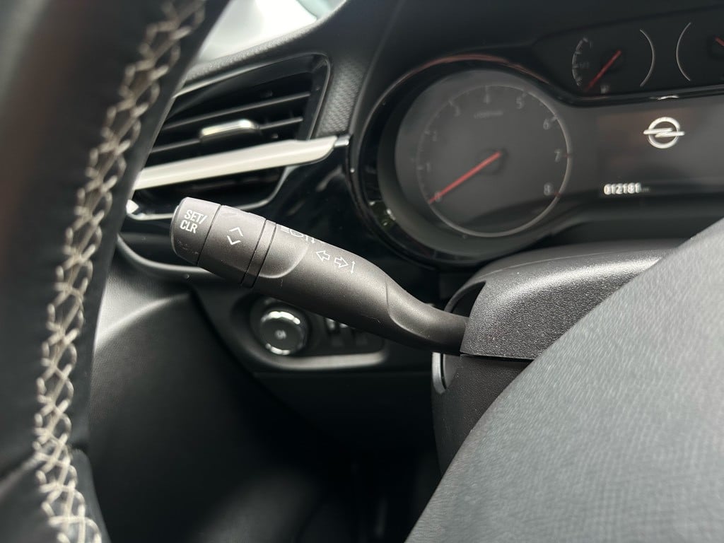 Opel Corsa 1.2 black edition