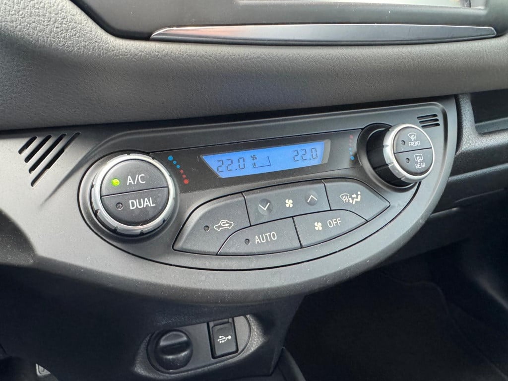 Toyota Yaris 1.5 hyb. energy