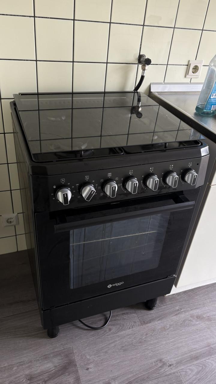 Vrijstaand gasfornuis/oven