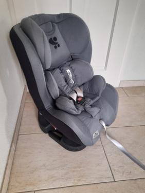 Lorelli autostoel geschikt van 0 tot 4 jaar (in goede nette staat)