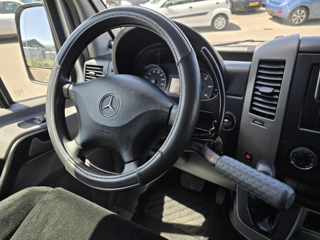 Mercedes-Benz Sprinter 210 2.2 cdi 325 hd, rolstoelbus, automaat
