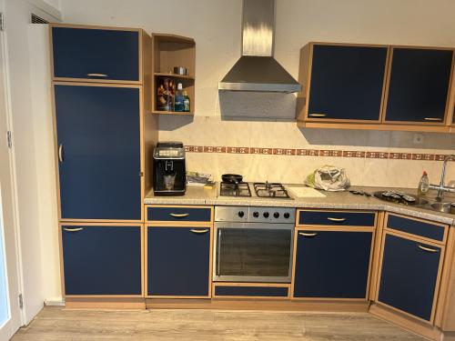 3e hans compleet keuken te koop i.v.m andere keuken