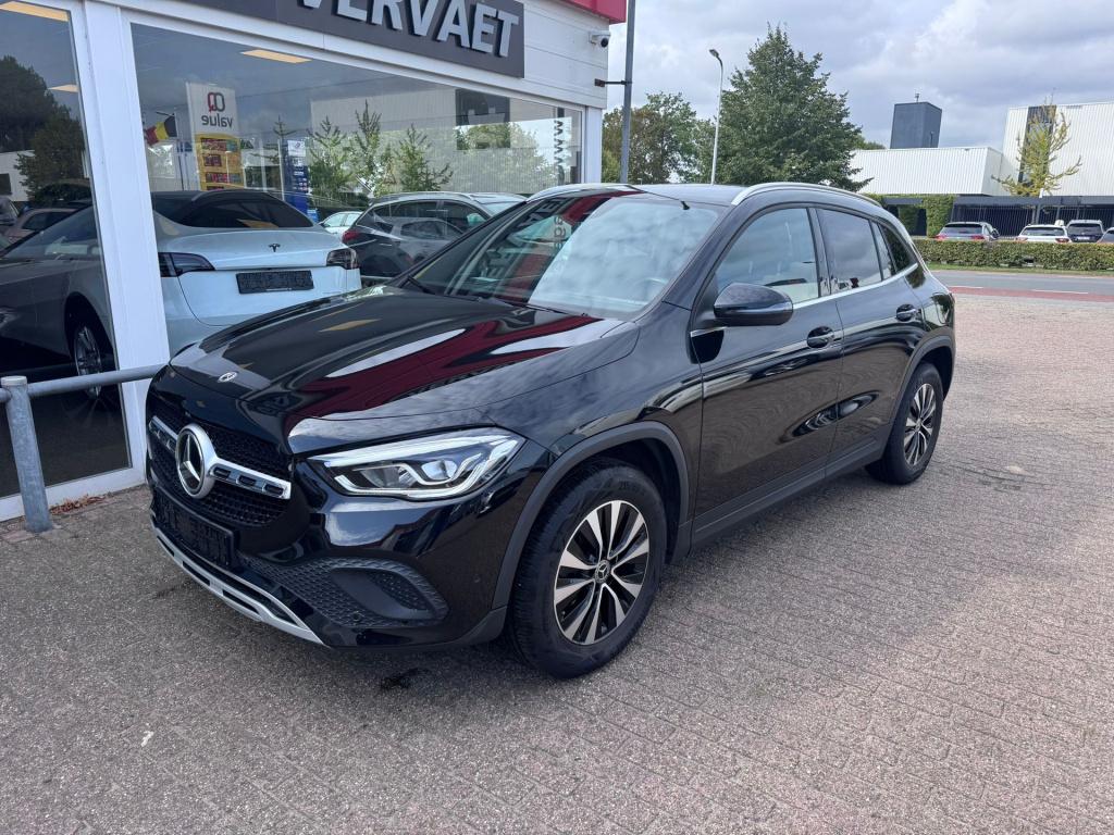 Mercedes-Benz Gla-klasse 180 business solution