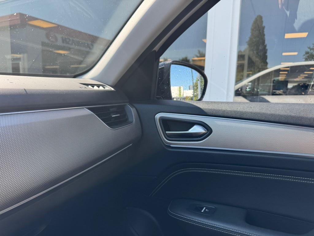 Renault Arkana 1.6 e-tech hybrid 145 intens