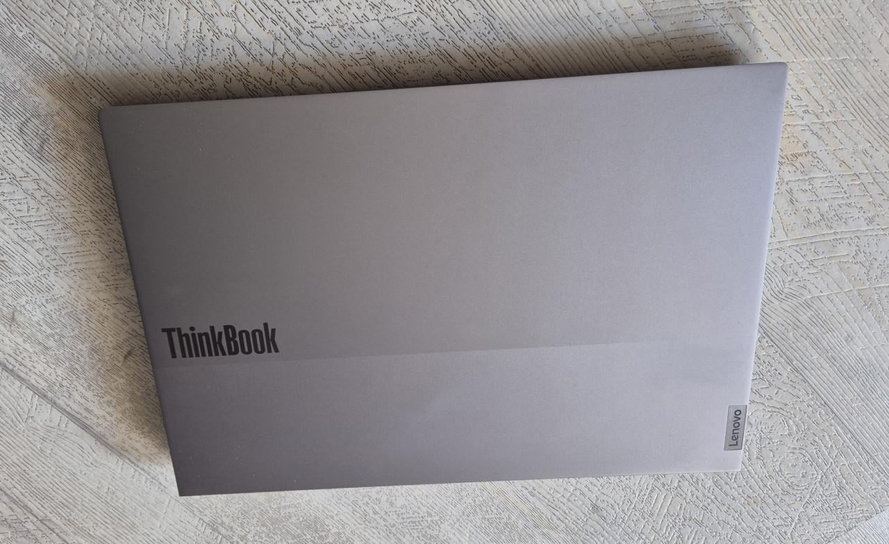 Lenovo 16 inch laptop