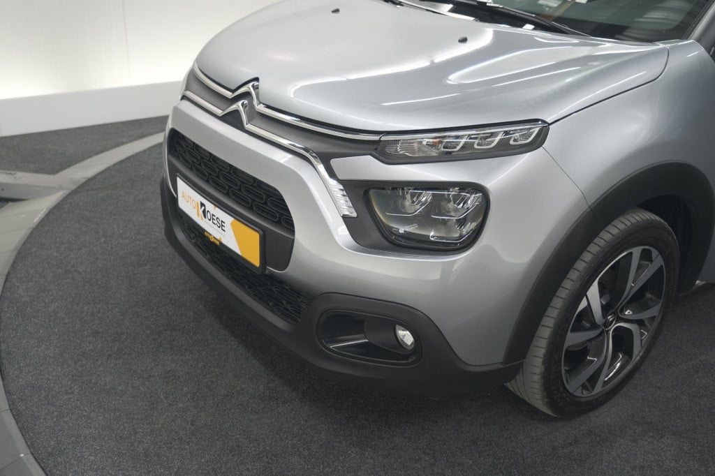 Citroen C3 puretech 110 shine | camera | navigatie | apple carplay | parkee