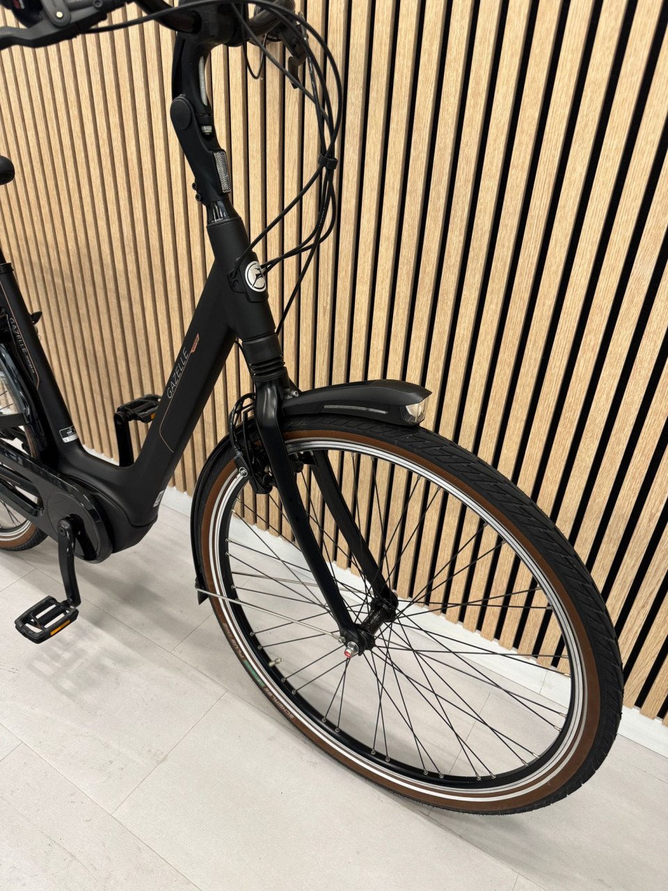Gazelle Orange C8 Bosch Active Line Plus 400Wh 49CM 2608KM