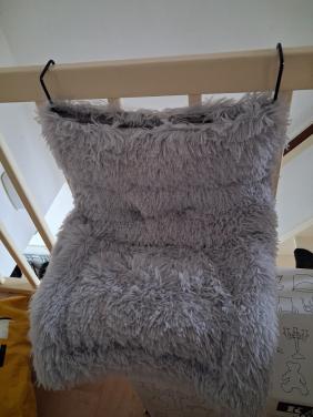 Katten hang mand