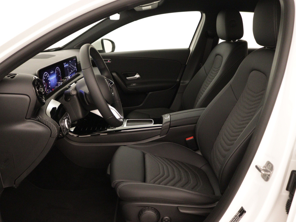 Mercedes-Benz A-Klasse 250 e star edition | dodehoekassistent | parkeerpakk