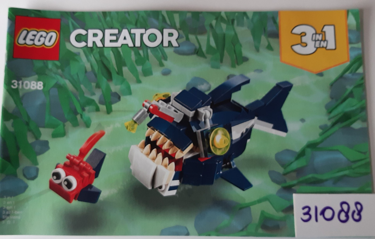 LEGO Creator 31088 Diepzeewezens: haai-- zeeduivel of inktvis