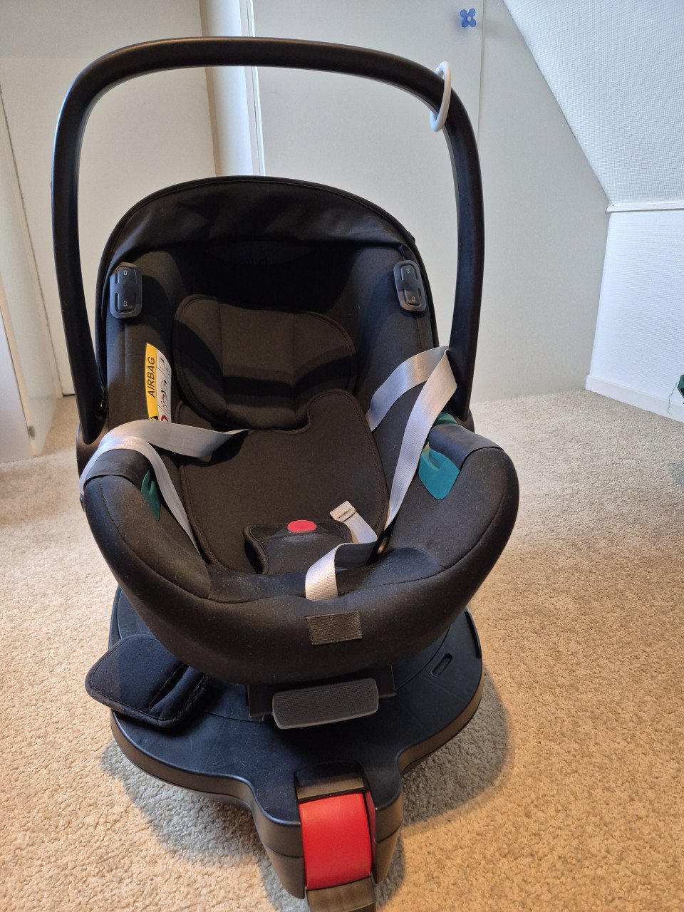 Babyautostoel + base en gratis spiegel Britax Romer flex base Isense